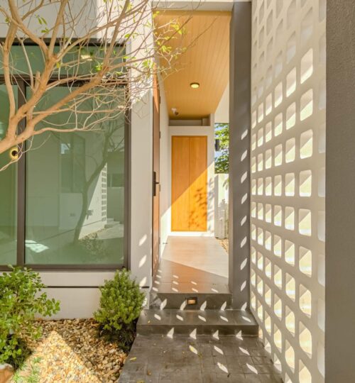 Modern Minimalist Style Home