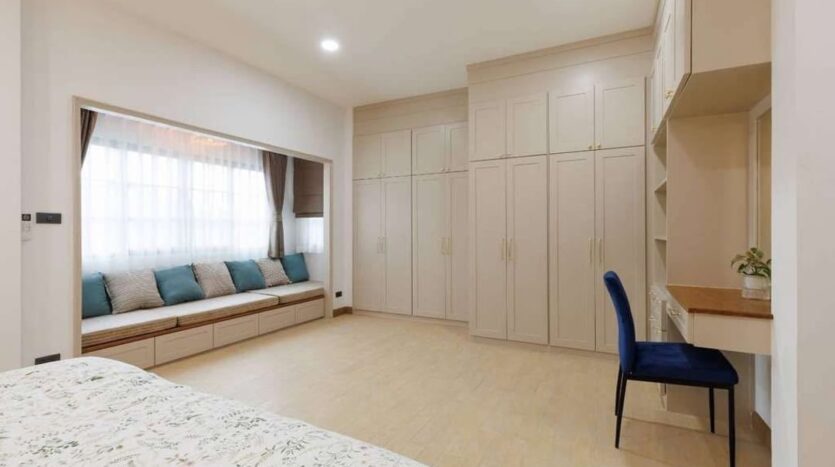 Luxury Single-Detached House for Sale