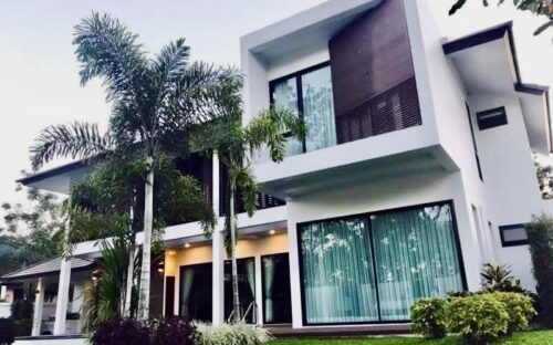 ✨4 Beadrooms Pool Villa For Sale / Rent – Corner Pool Villa in Wang Tan Village, Chiang Mai✨