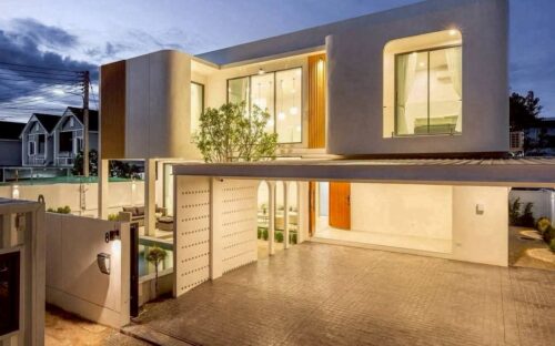 Luxury Pool Villa for Rent in Hang Dong