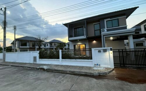 San Kamphaeng Gated Community House, 3 Bed 3 Bath – 30,000 THB/mo