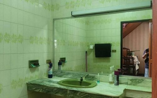 English Cottage-Style 2-Storey House near One Nimman, 166 sq.wah (664 sq.m), 3 Beds – THB 23.9M