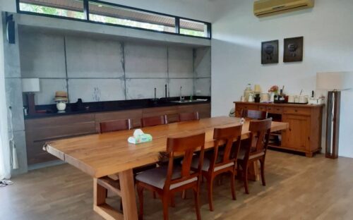 Prime Location Home near Ruamchok with Large Garden