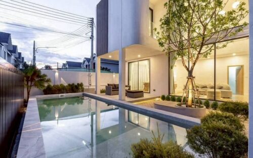 Luxury Pool Villa for Rent in Hang Dong