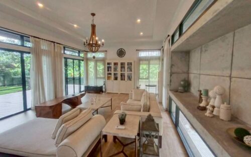 Prime Location Home near Ruamchok with Large Garden